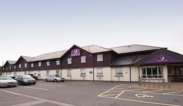 Premier Inn Hayle Bagian luar foto