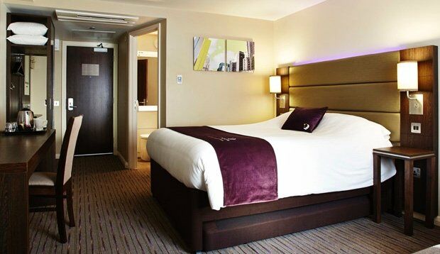 Premier Inn Hayle Bagian luar foto